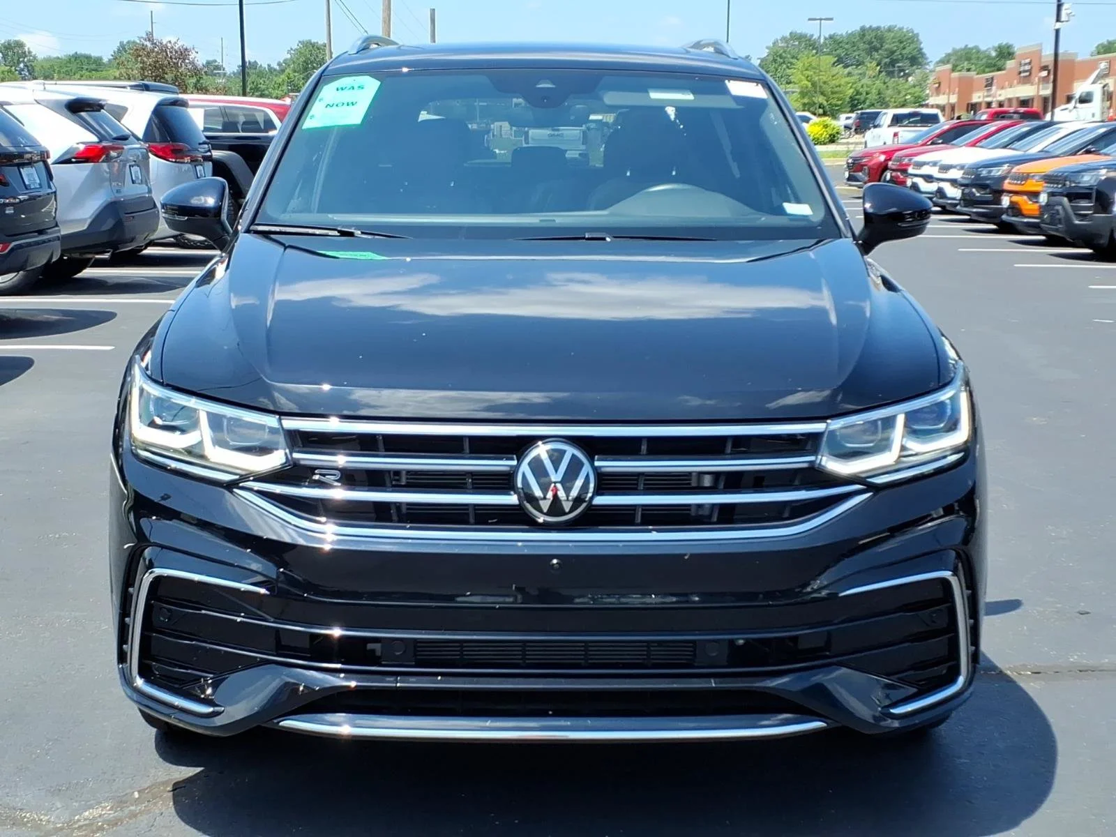 Used 2024 Deep Black Pearl Volkswagen SEL R-Line image 35