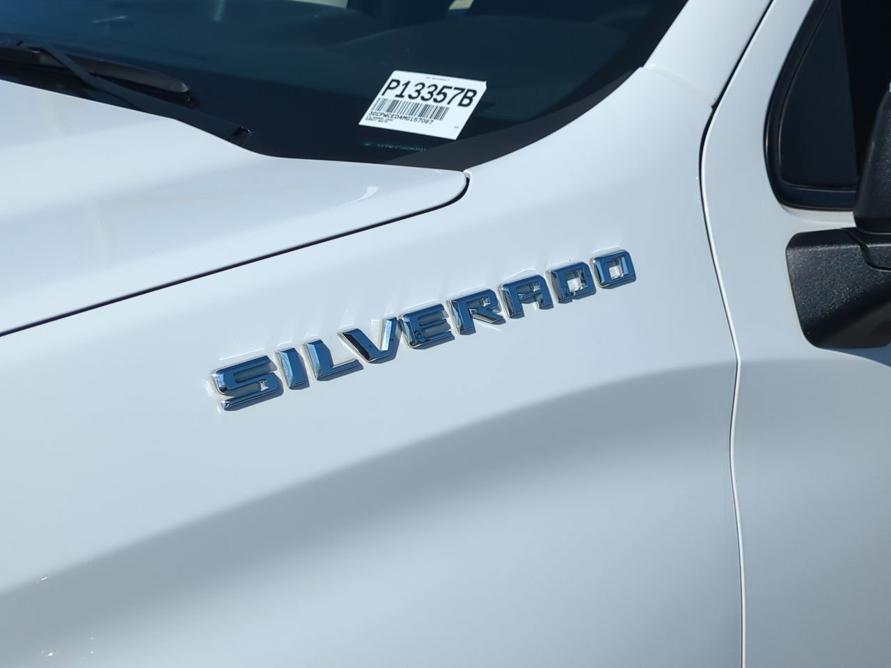 Used 2021 SUMMIT WHITE Chevrolet LT image 30