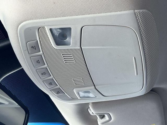 Used 2024 Silver Ford SEL image 32