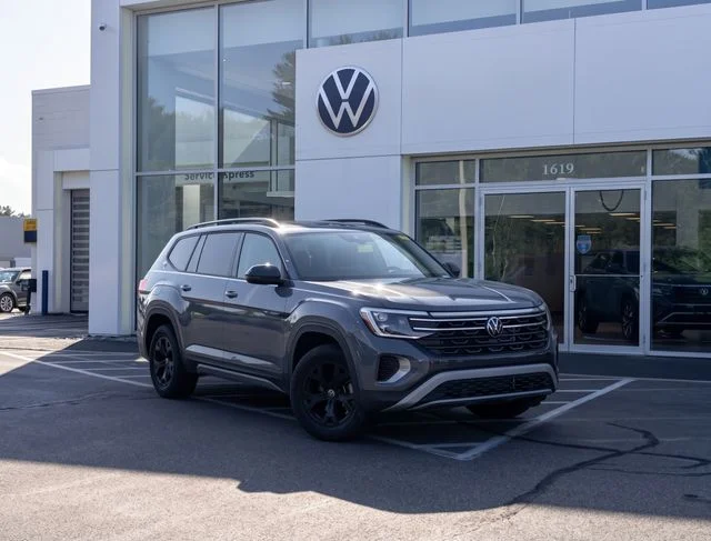 Used 2025 Gray Volkswagen 2.0T Peak Edition image 1