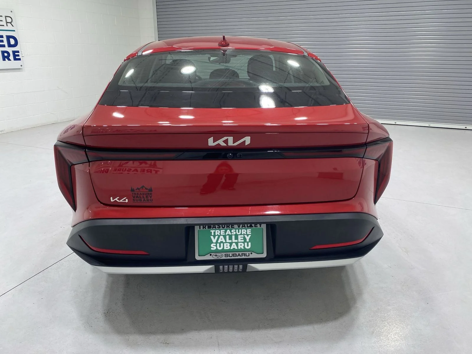 2025 Kia K4 EX | CarEdge | CarEdge