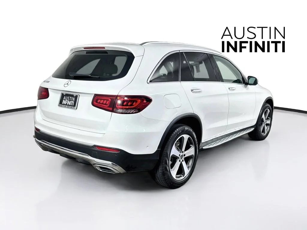 Used 2021 White Mercedes-Benz GLC 300 image 7