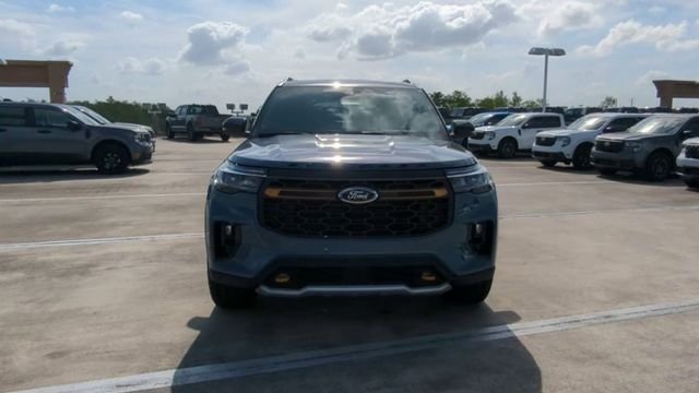 New 2026 Vapor Blue Metallic Ford Tremor® image 76