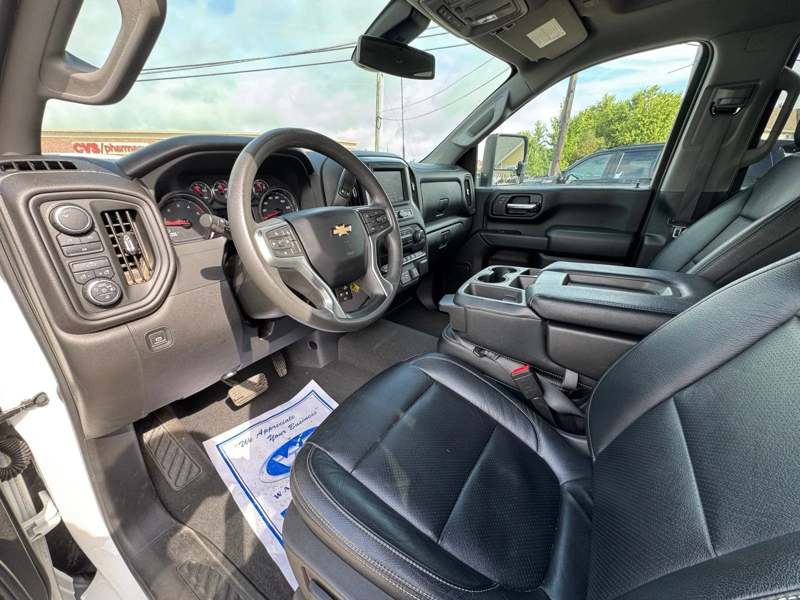2023 Chevrolet Silverado 2500HD Custom - Photo 8