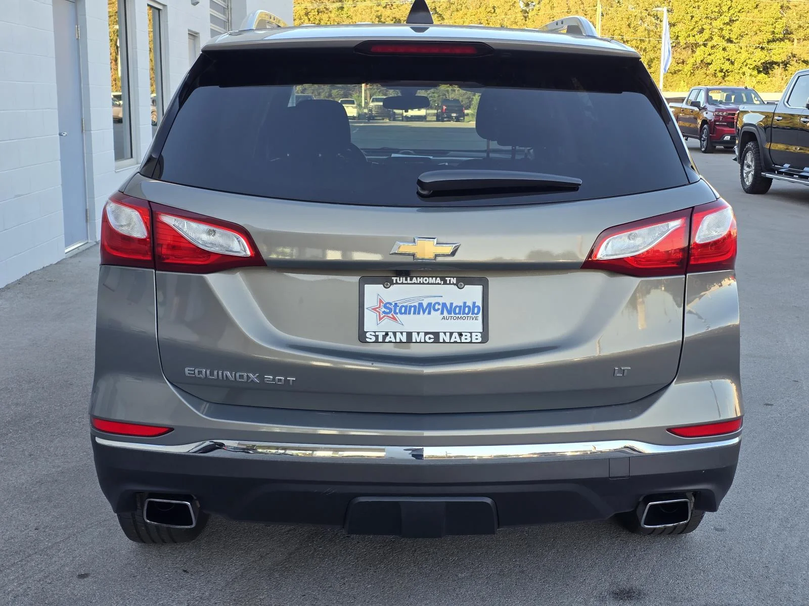 Used 2018 PEPPERDUST METALLIC Chevrolet LT image 6