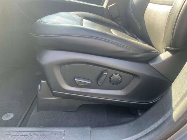 Certified Used 2023 Gray Ford XLT image 21