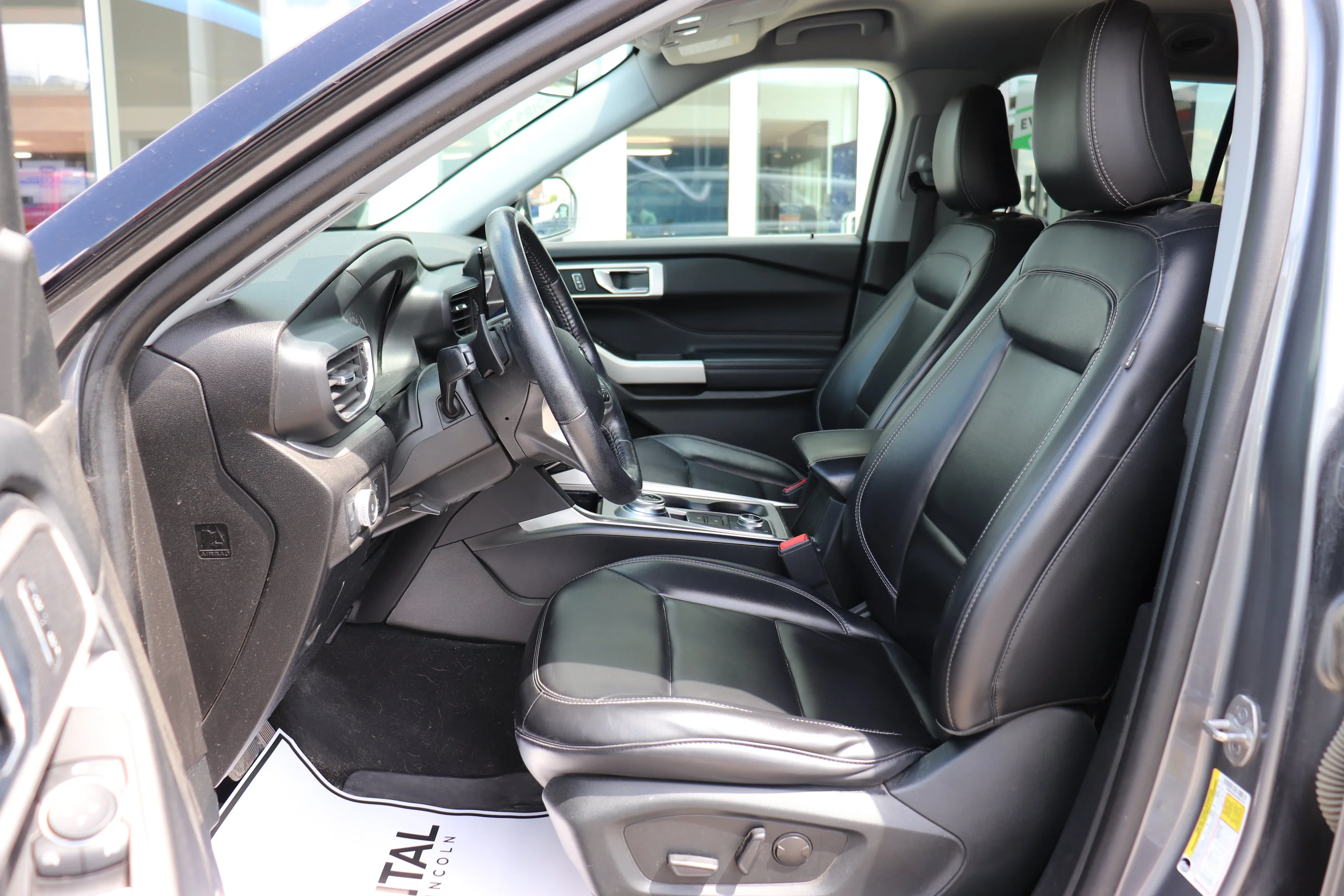 Used 2021 Gray Ford XLT 4WD image 8