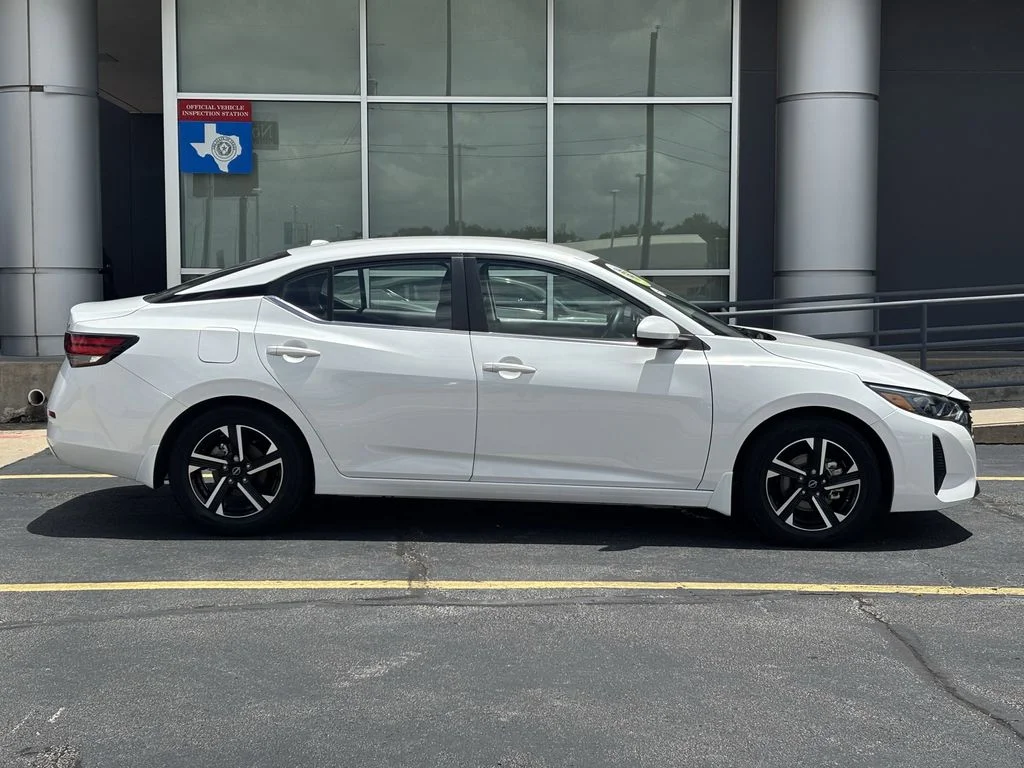 Used 2024 White Nissan SV image 2