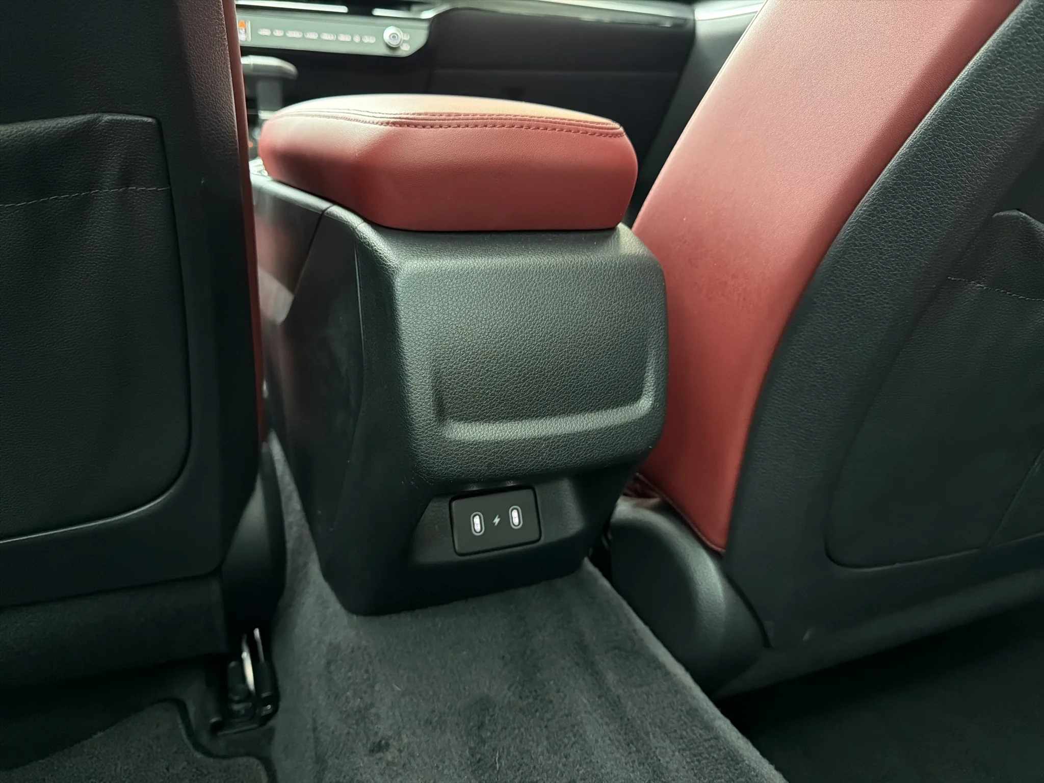 Certified Used 2025 Wolf Gray Kia GT-Line image 16
