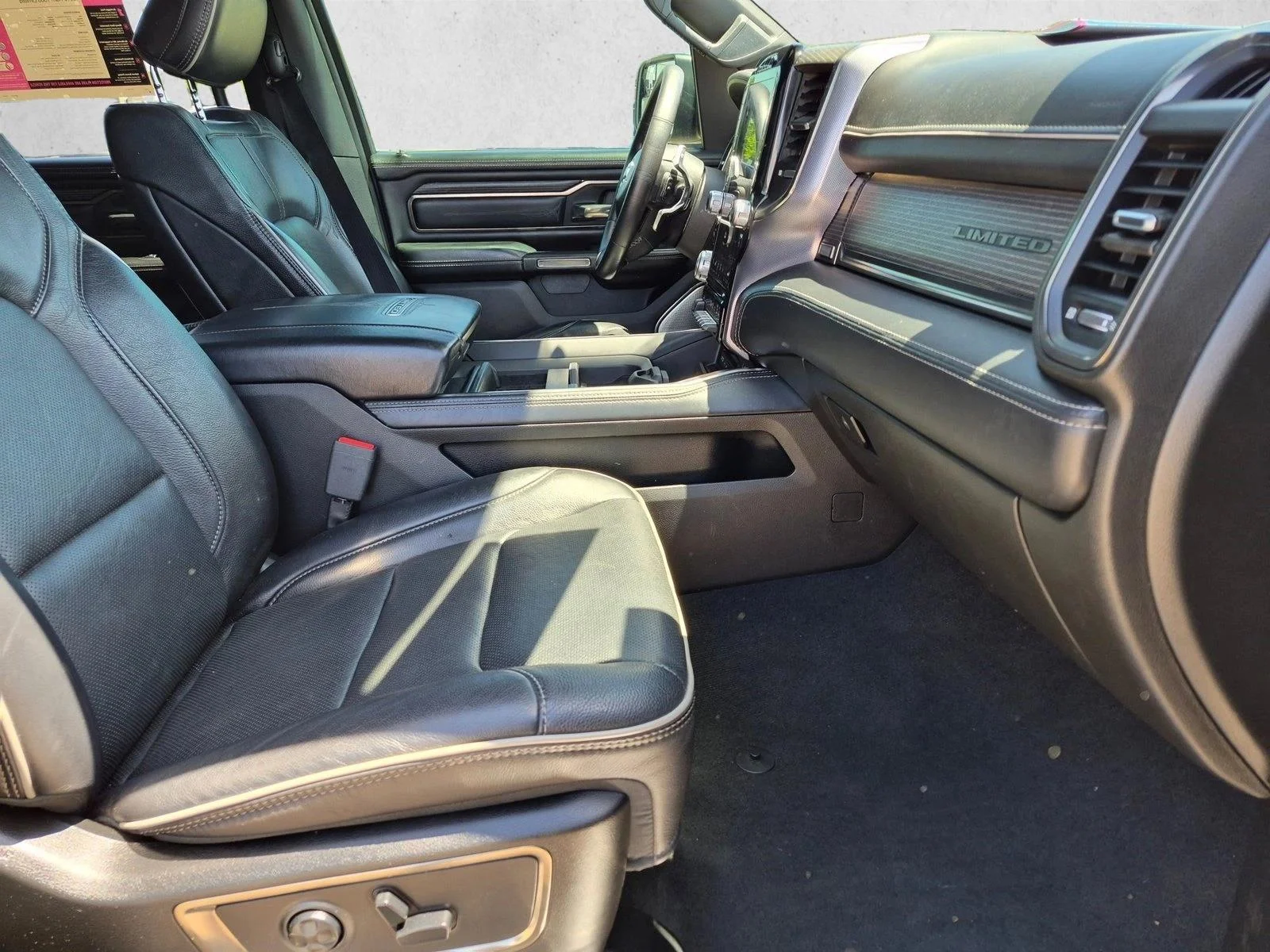 Used 2019 Granite Crystal Clearcoat Metallic Ram Limited image 21