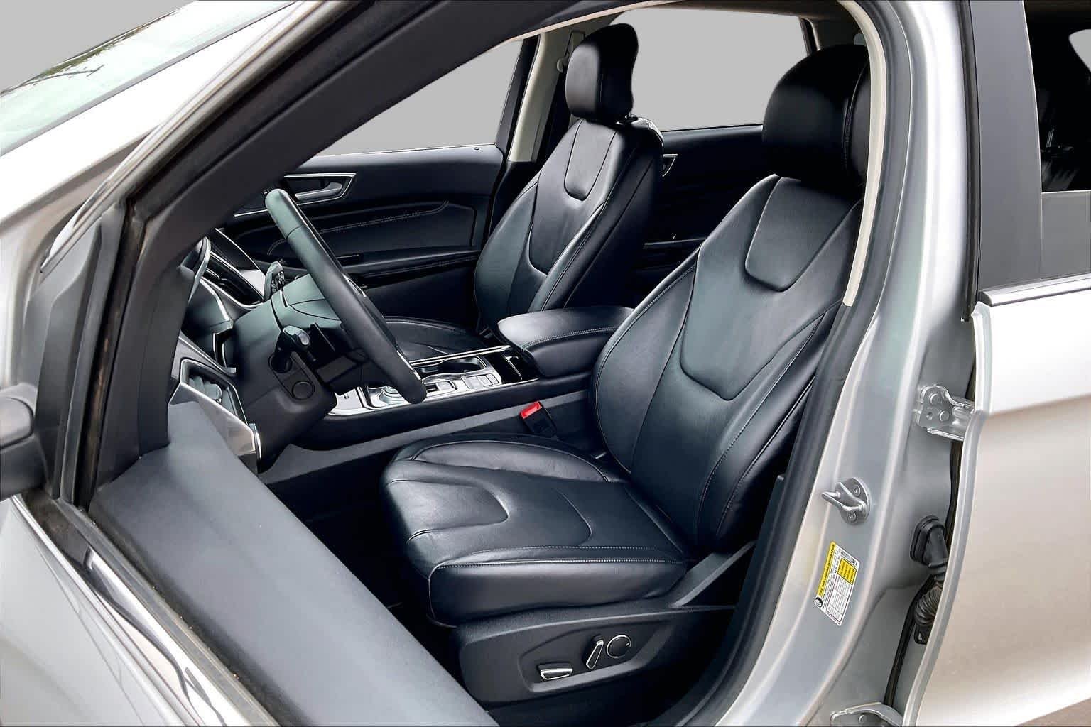 Used 2019 Ingot Silver Metallic Ford Titanium image 8