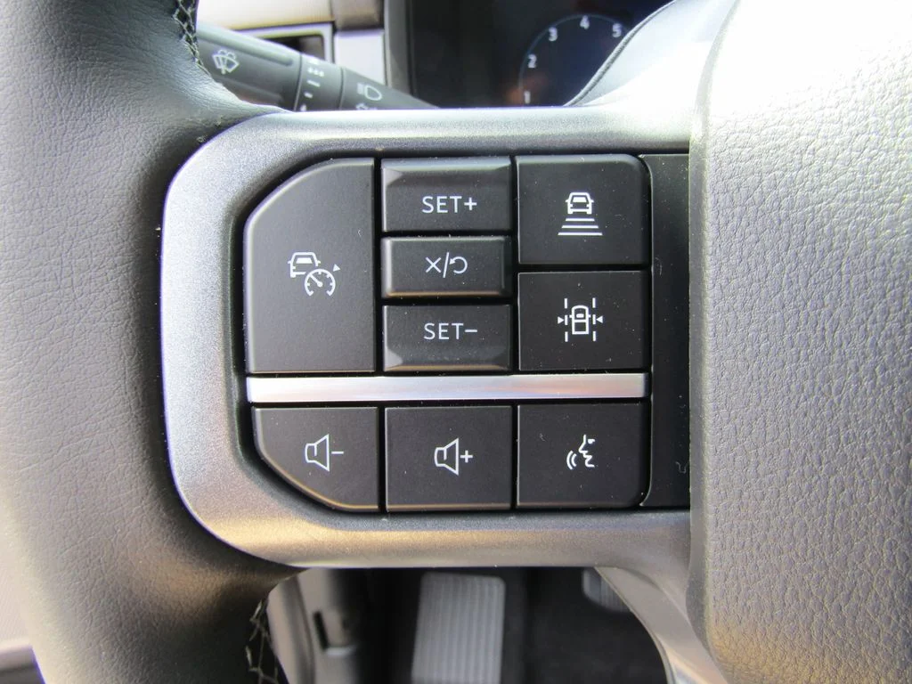 New 2026 Carbonized Gray Metallic Ford Lariat® image 27