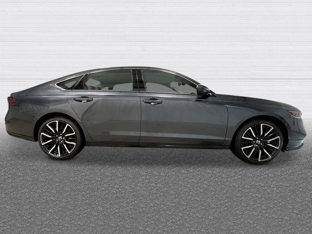 New 2026 Meteorite Gray Metallic Honda Touring Hybrid image 8