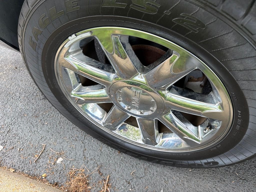 Used 2014 Black GMC Denali image 14