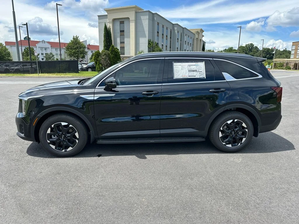New 2026 Black Kia S image 4