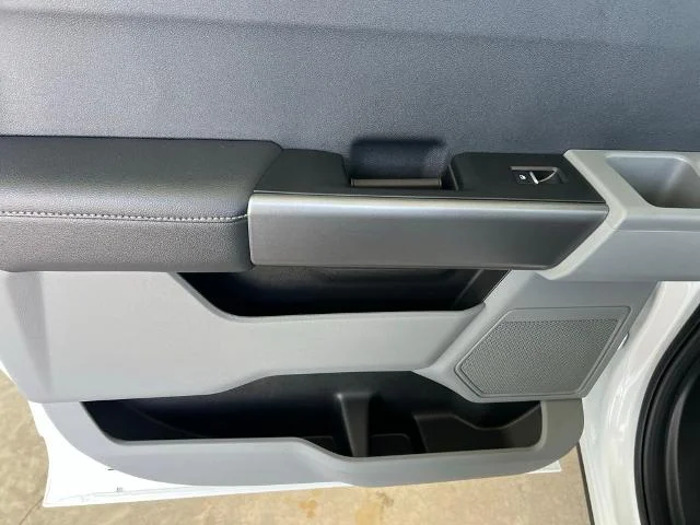 New 2026 Oxford White Ford F-250® XL image 43