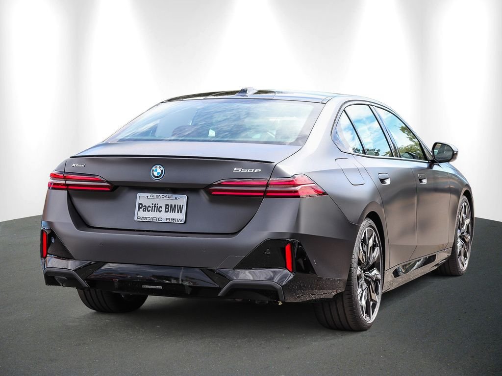 New 2027 Frozen Deep Grey BMW 550e xDrive image 6