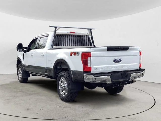 Used 2019 White Ford Lariat image 3