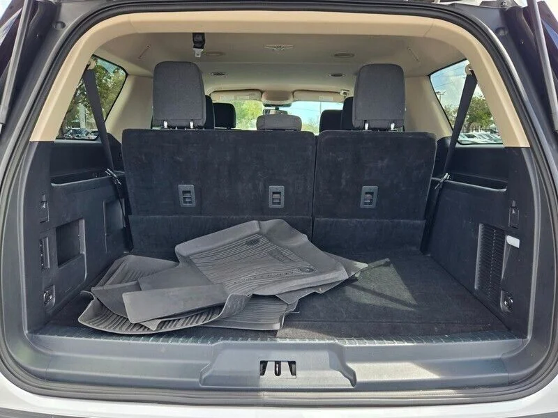 Used 2024 White Ford XLT image 14