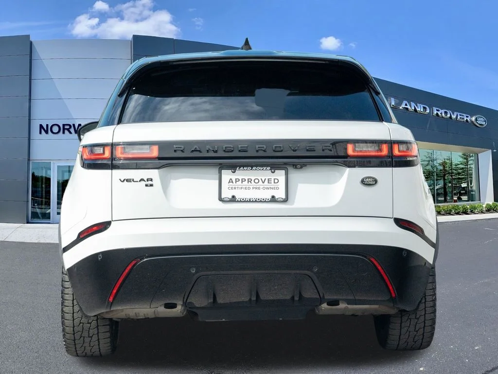 Used 2021 White Land Rover P250 R-Dynamic S image 5