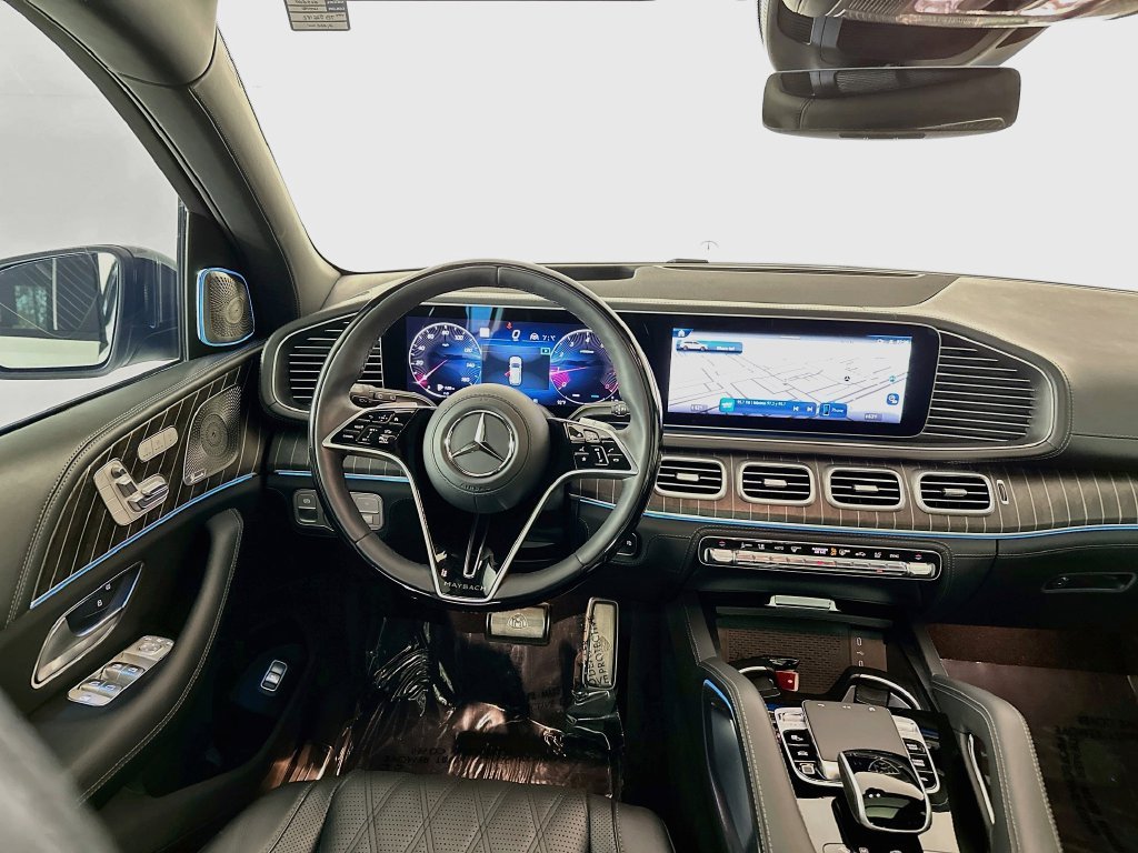 Certified Used 2026 White Mercedes-Benz Maybach GLS 600 image 23