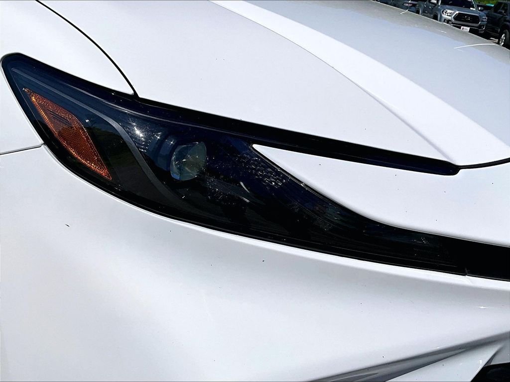 Certified Used 2025 White Toyota LE image 32