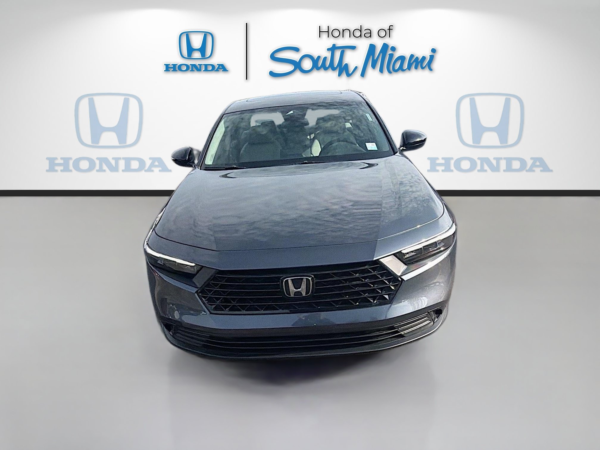 New 2026 Meteorite Gray Metallic Honda SE image 2