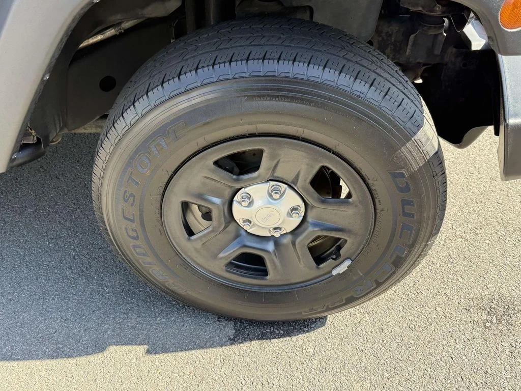Used 2014 Black Jeep Sport image 11
