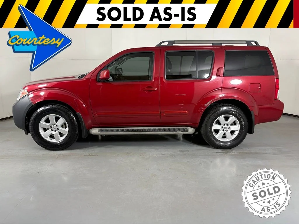 Used 2011 Red Nissan SV image 5