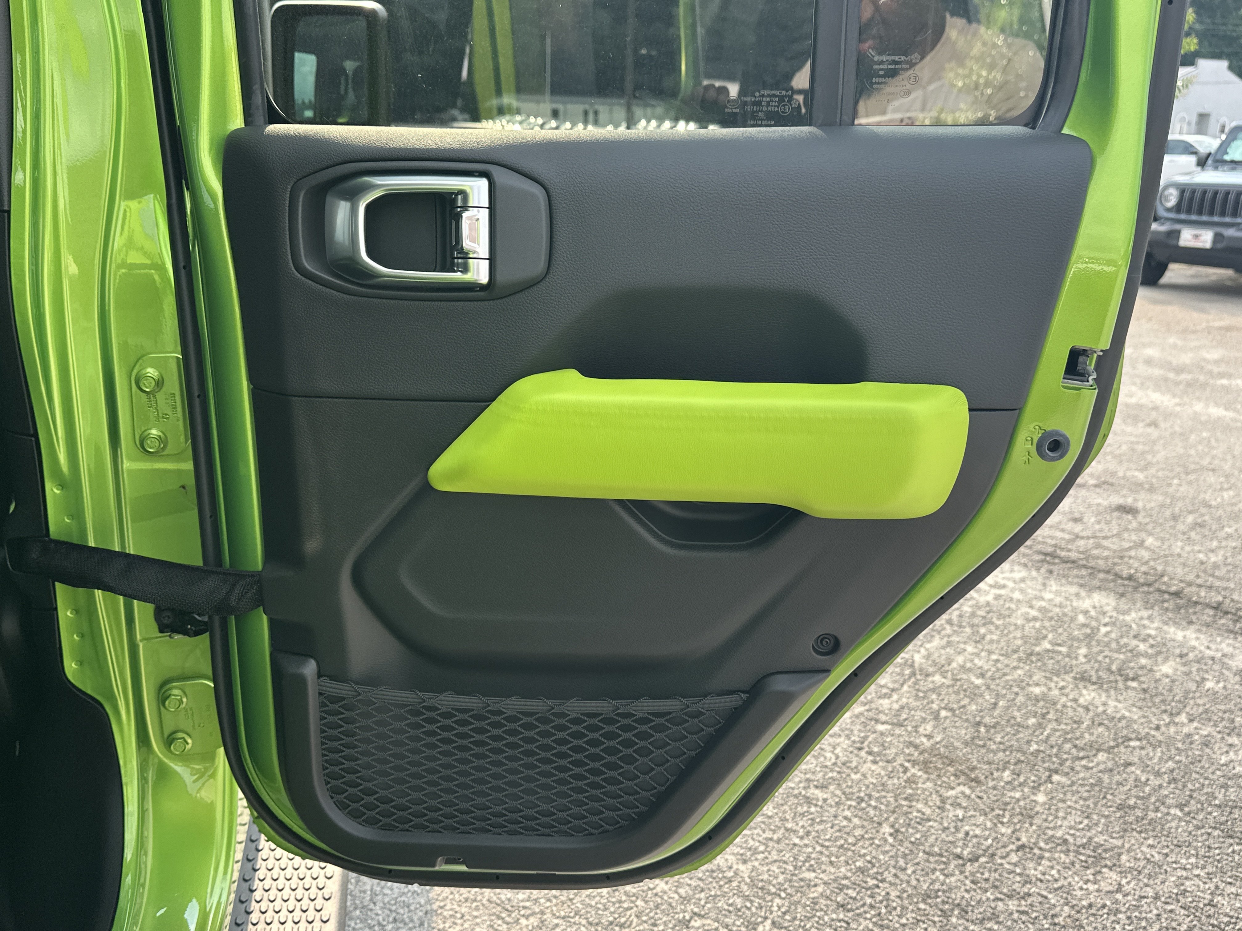 New 2026 Mojito Clear-Coat Exterior Paint Jeep Sahara image 17