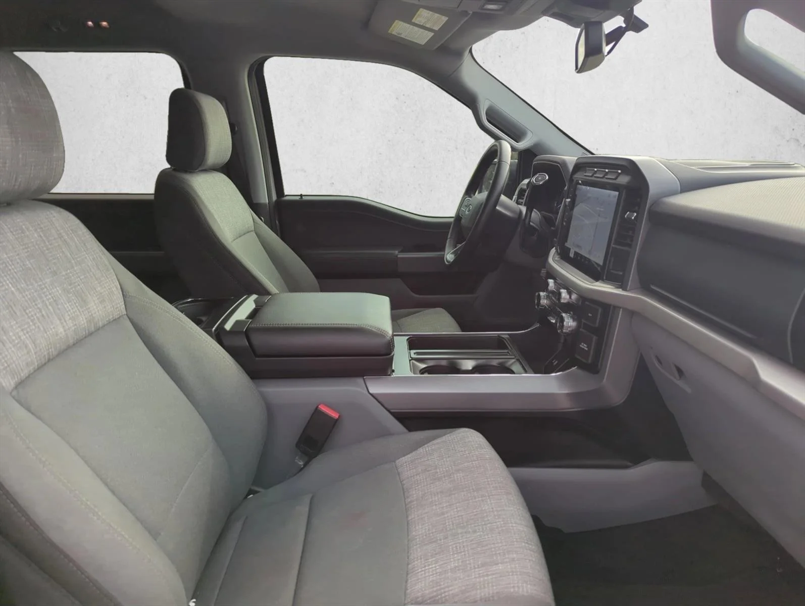Used 2023 Avalanche Ford XLT image 25