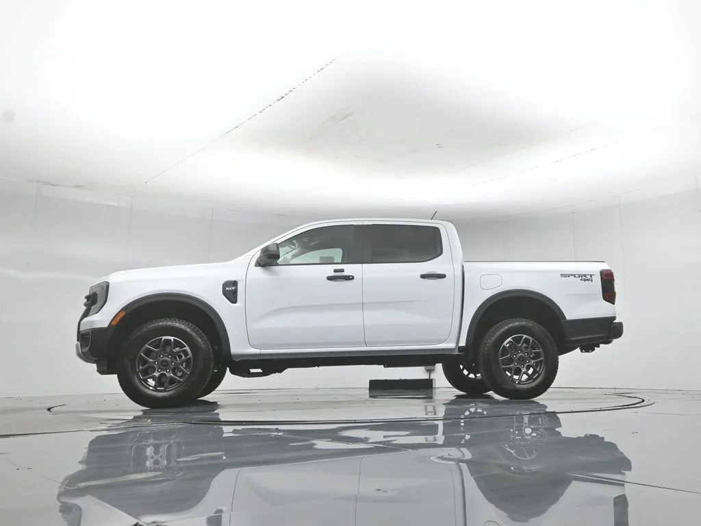 New 2026 Oxford White Ford XLT image 48
