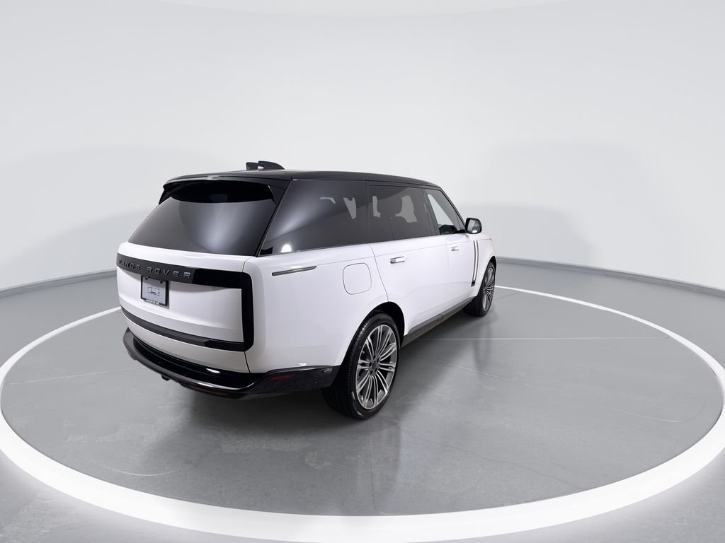 New 2026 Fuji White Land Rover SE LWB image 8