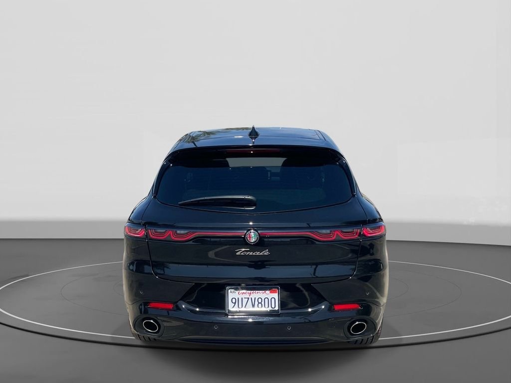 Used 2025 Black Alfa Romeo Base image 5