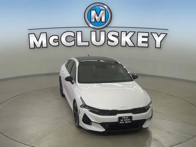 Used 2023 White Kia GT-Line image 8