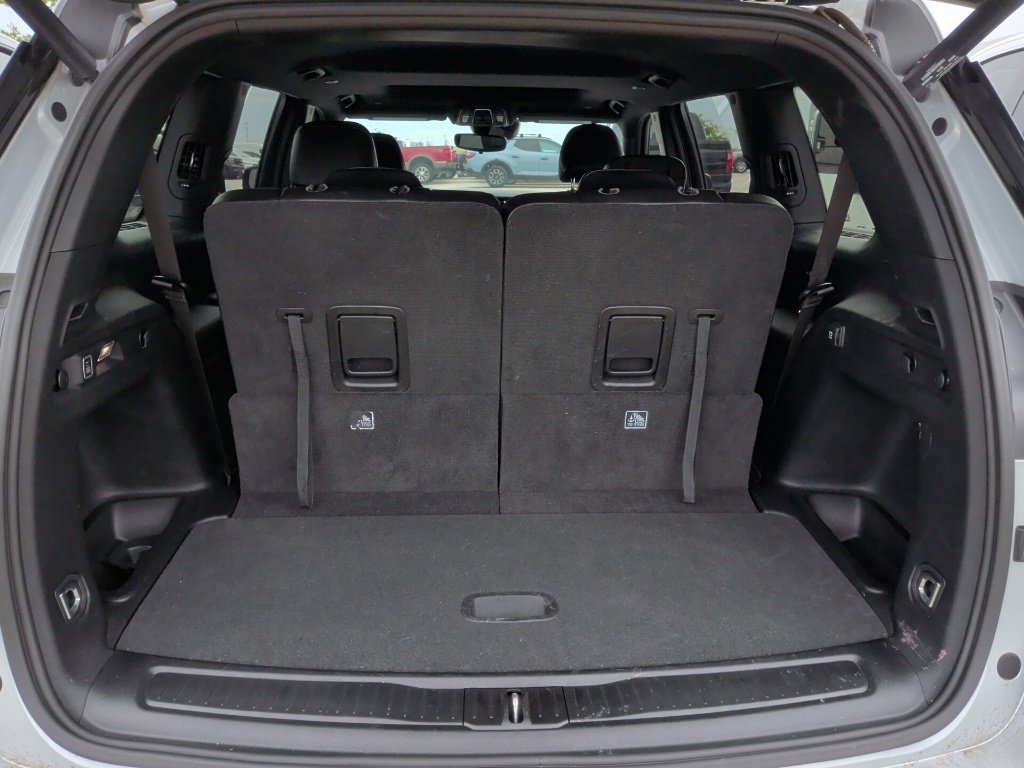Used 2024 Silver Jeep Altitude X image 10