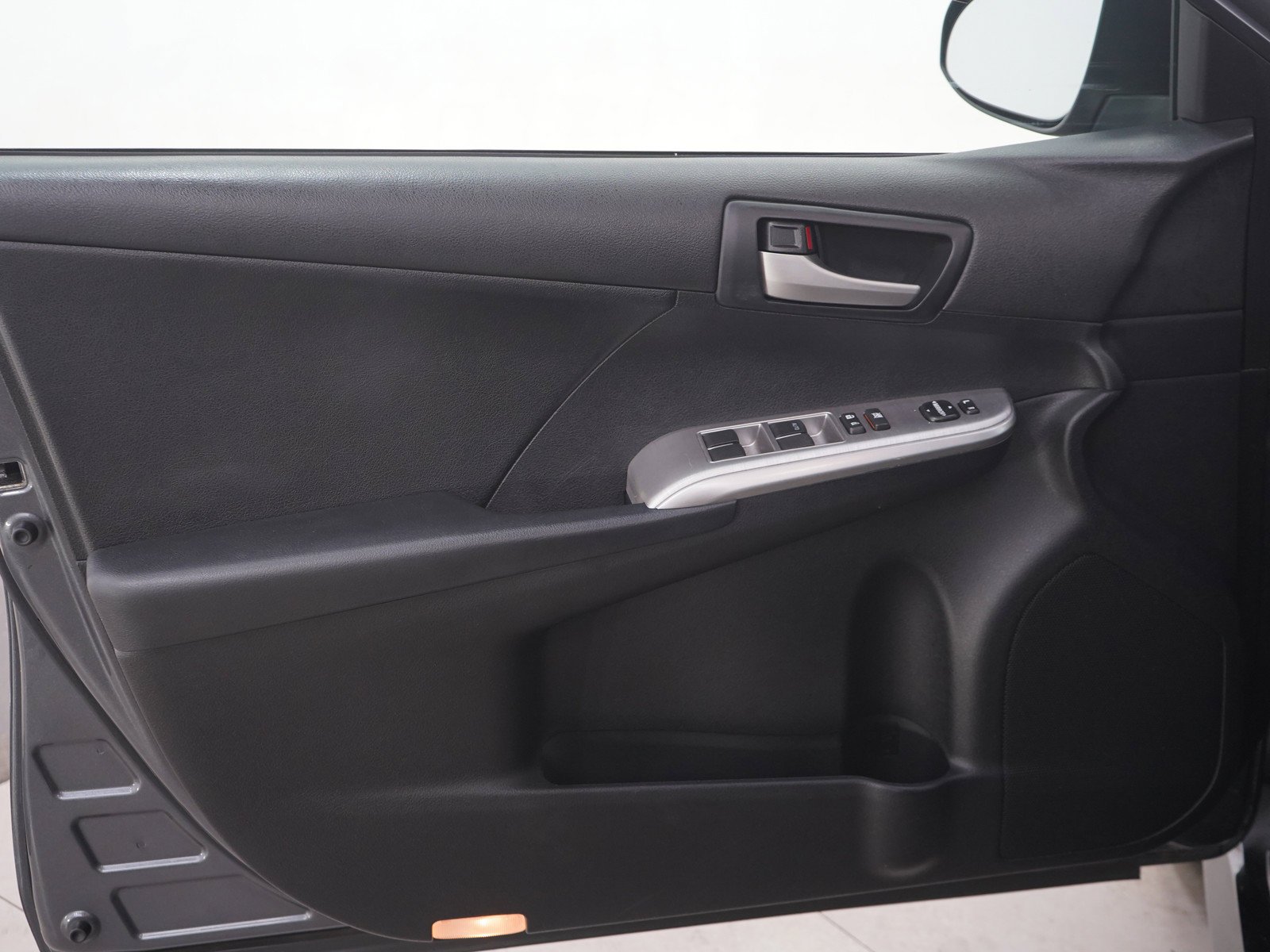 Used 2012 Magnetic Gray Metallic Toyota SE image 18
