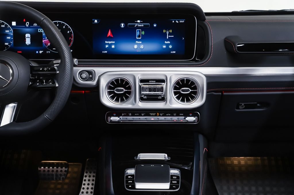 Certified Used 2026  Mercedes-Benz G 550 image 15