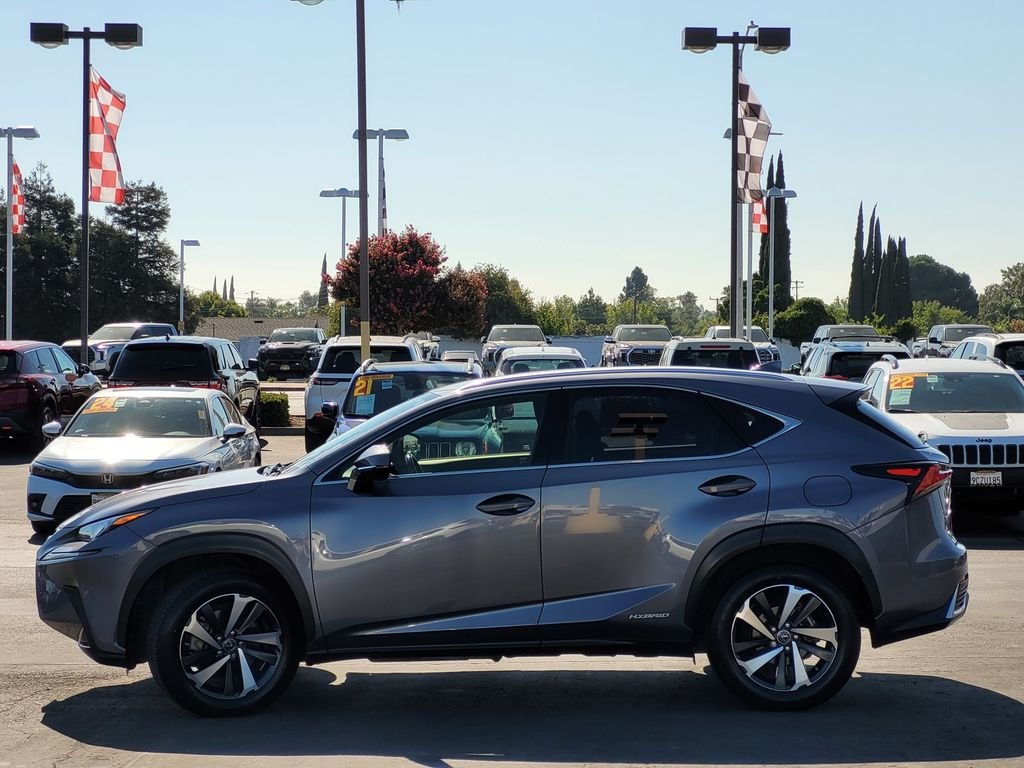 Used 2020 Gray Lexus 300h image 7