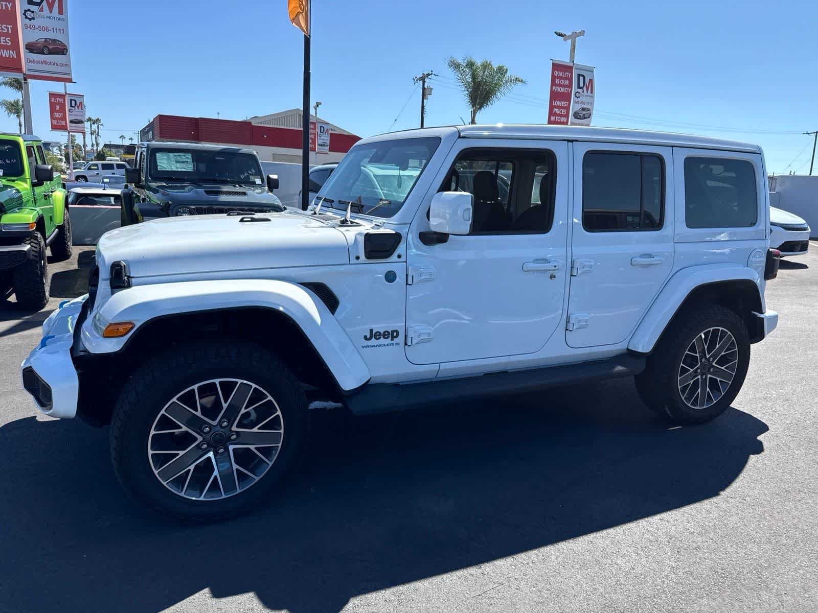 Used 2024 Bright White Clearcoat Jeep High Altitude image 21