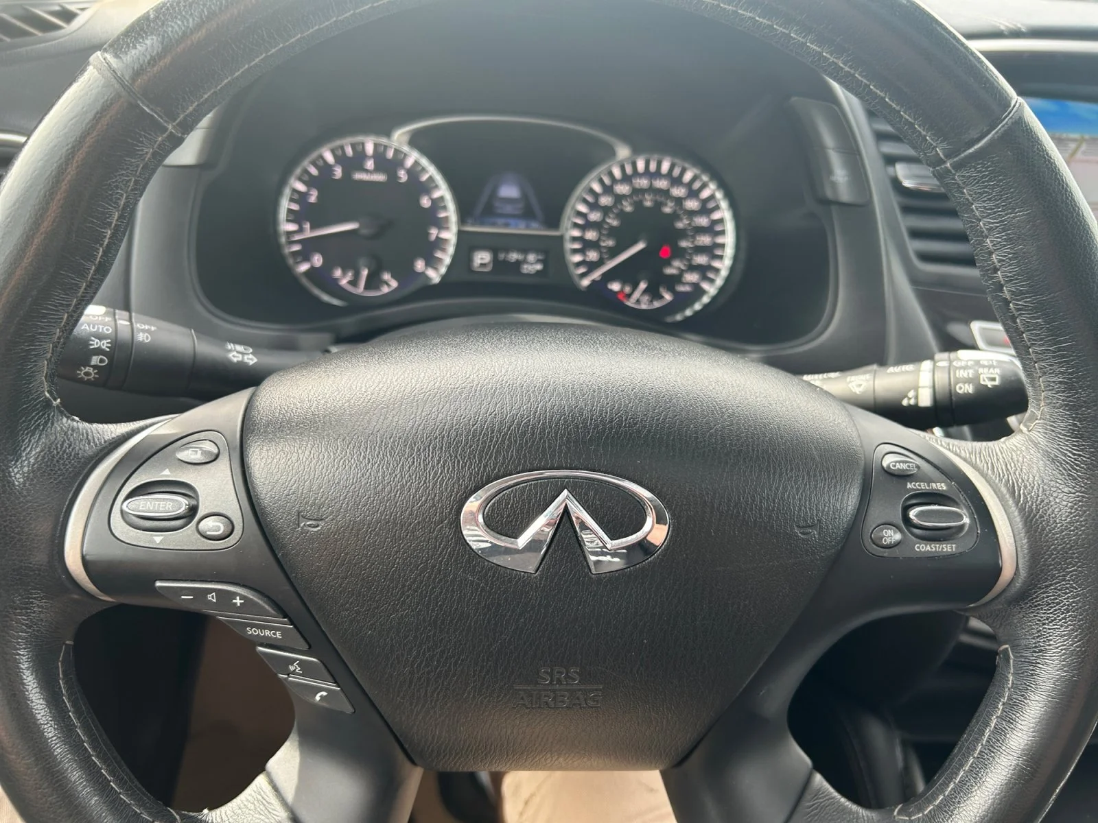 Used 2019 BLACK INFINITI PURE AWD image 23