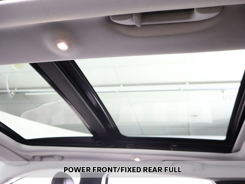 Used 2019 Gray Jeep Limited image 4