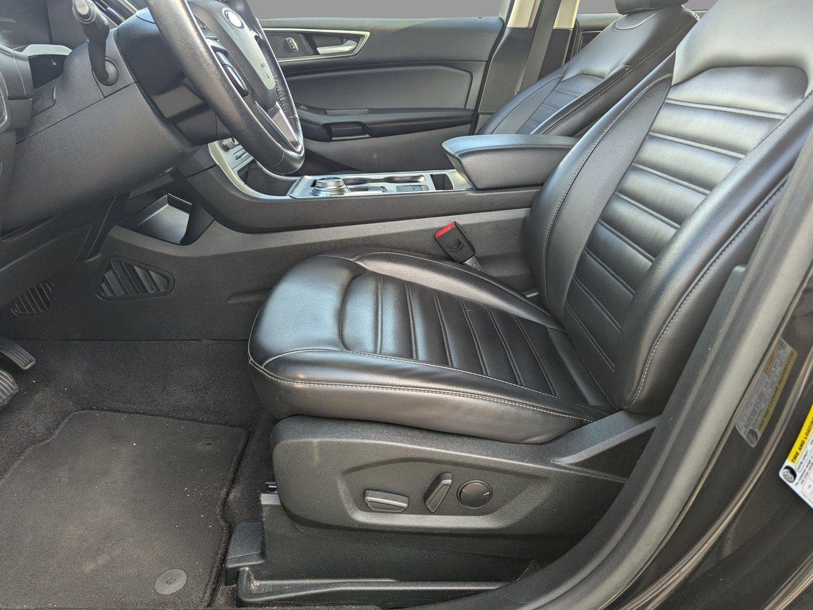 Used 2022 Agate Black Ford SEL image 12