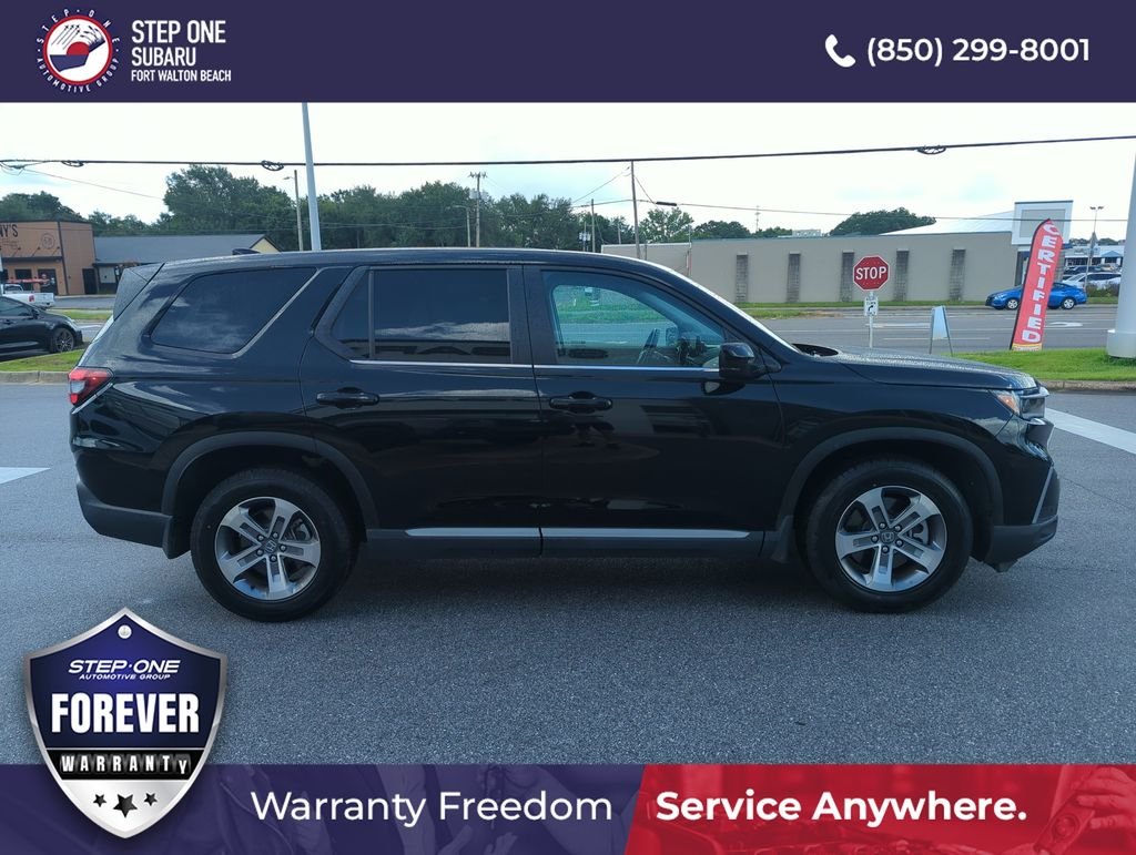 Used 2025 Black Honda EX-L image 8