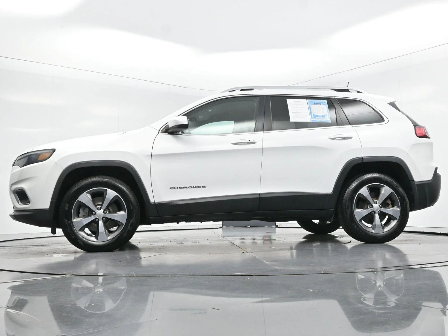 Used 2019 Bright White Clearcoat Jeep Limited image 47