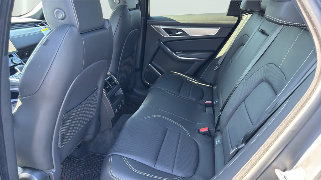 New 2026 Santorini Black Jaguar P250 R-Dynamic S image 18