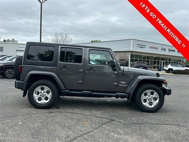Used 2014 Gray Jeep Unlimited Sahara image 10