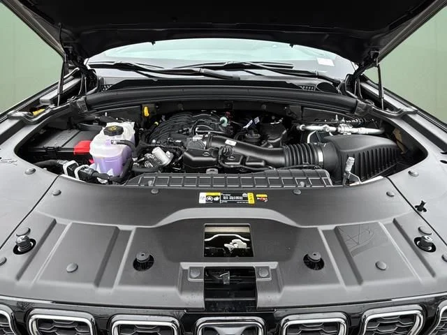 New 2025 Gray Jeep Limited image 13