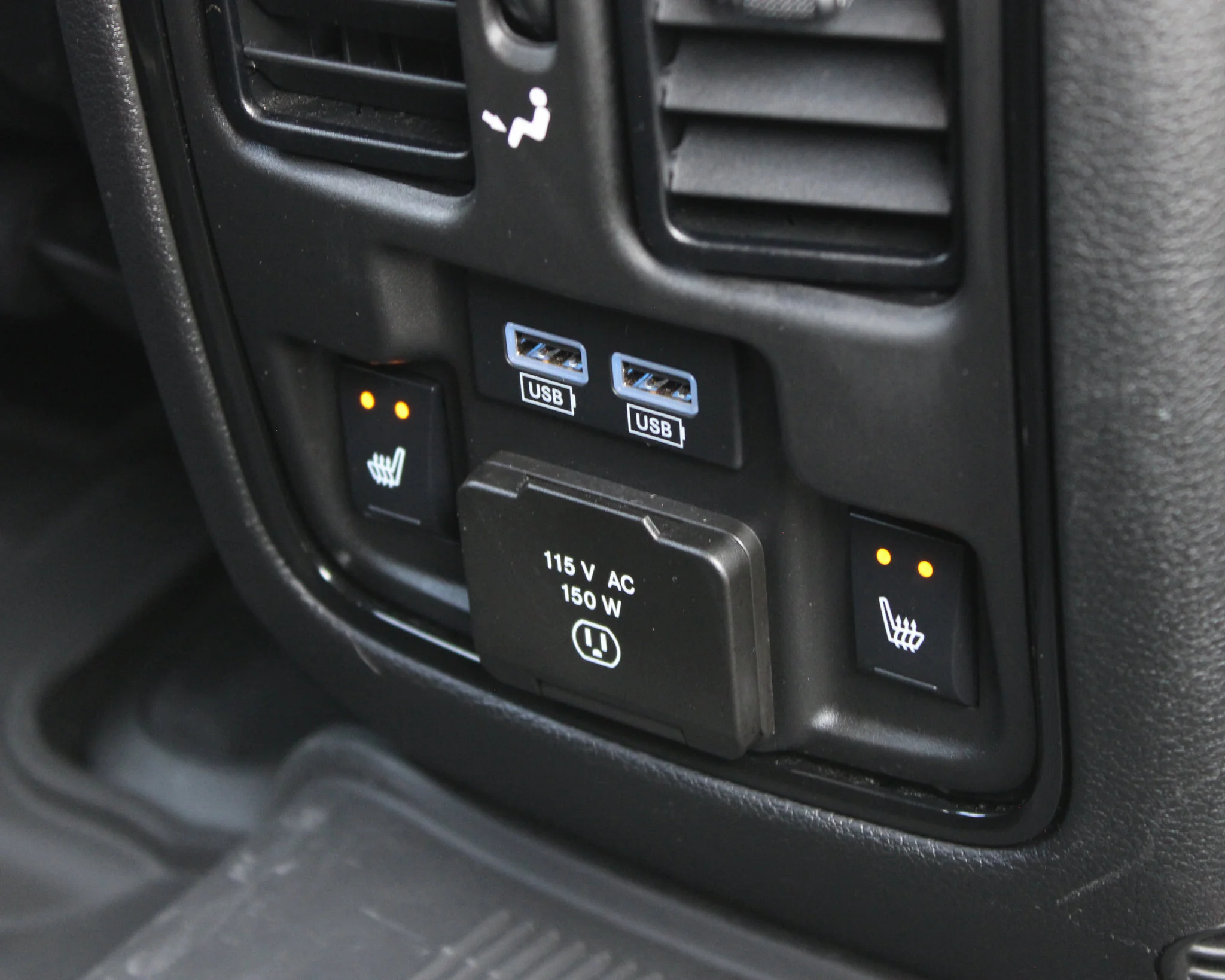Certified Used 2023 Grey Dodge R/T * No Accidents | HEMI V8 | Nappa Heated/Vented Leather | Adaptive Cruise | Apple CarPlay image 19