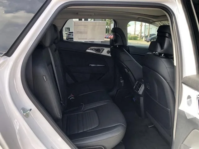 New 2025 White Kia SX-Prestige image 17